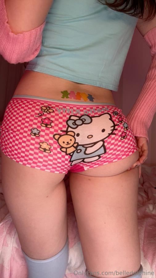 Belle Delphine Nude Leaked photo: 2520